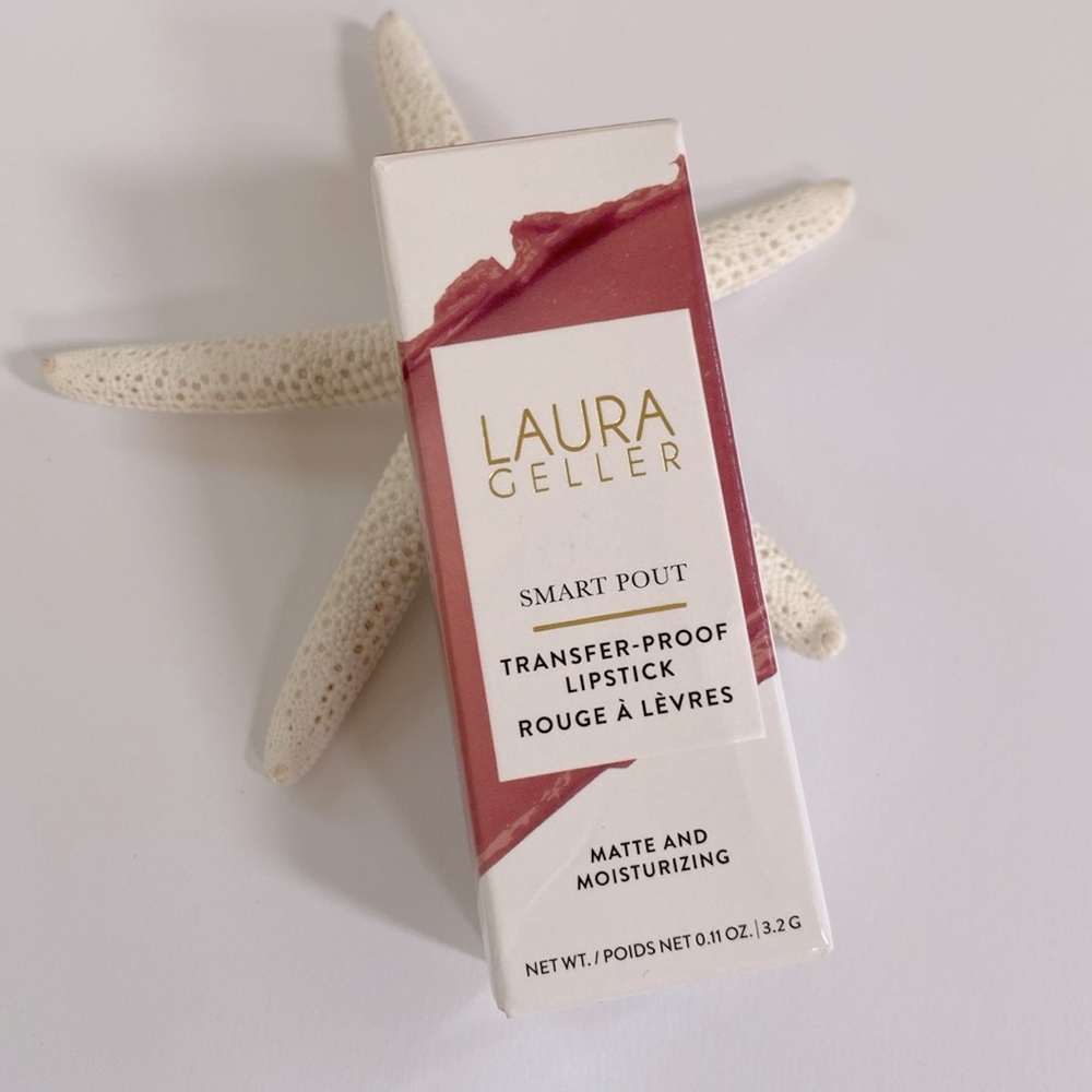 Laura Geller Smart Pout Lipstick-Expert